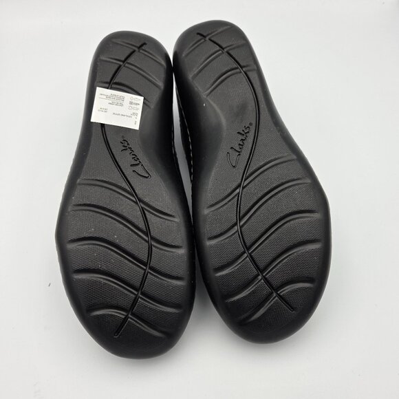Clarks 8M Black Flats. - Picture 4 of 4